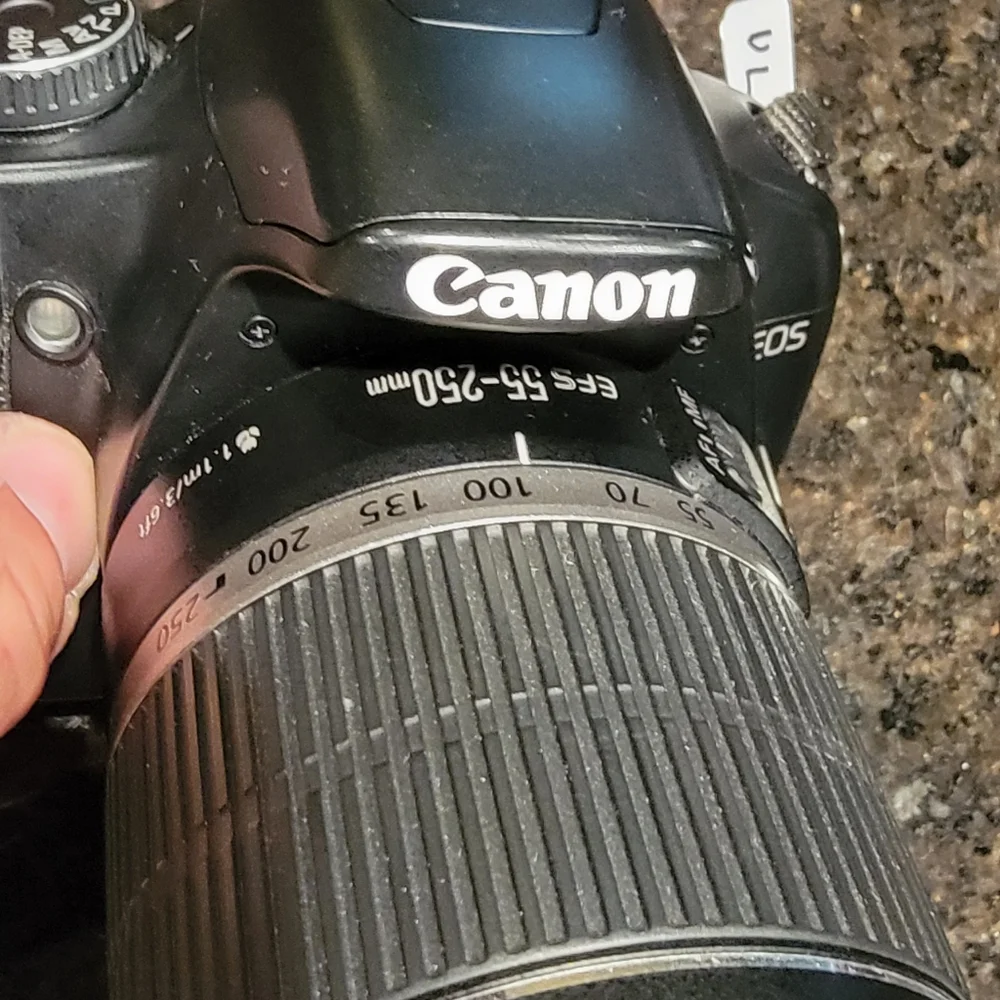 CANON Eos Rebel DSLR XSi & 2 Canon Lens